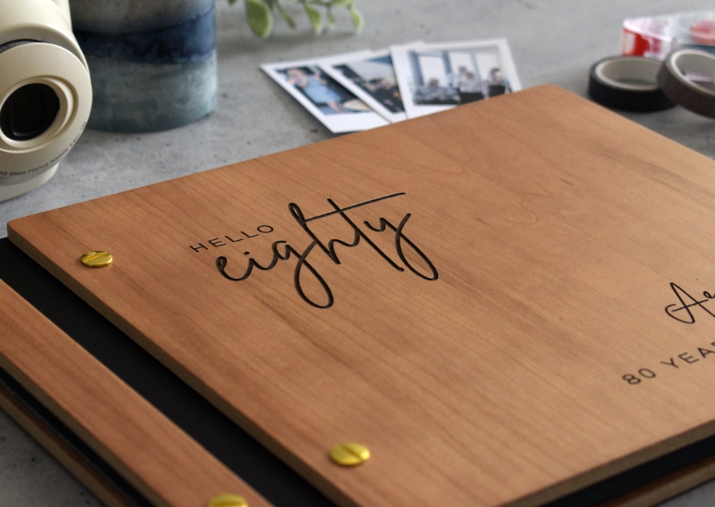 สมุดเยี่ยมวันเกิดส่วนตัว30th 4 - Personalized Guest Book บทวิจารณ์และราคา